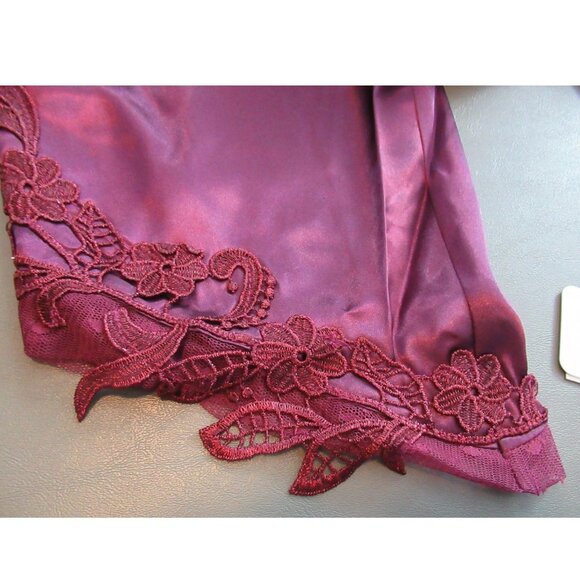 Flora by Flora Nikrooz Women's Plus Size Satin Stella Robe, Bordeaux Red, 1X - Picture 4 of 4